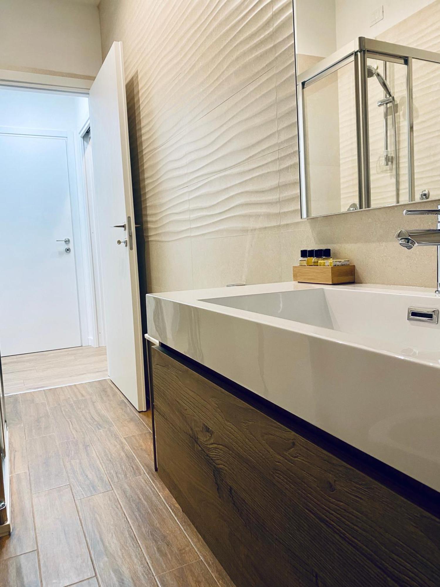 San Francesco Skyline Apartment Bergamo Ngoại thất bức ảnh
